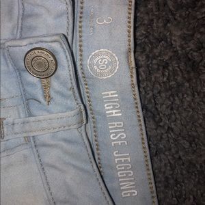 WHITE WASHED JEGGINGS